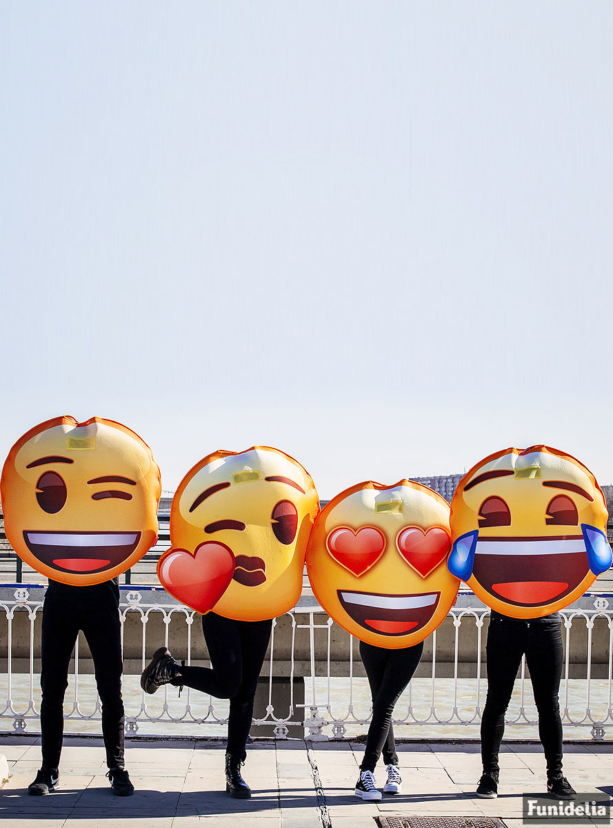 Déguisement Emoji clin dœil