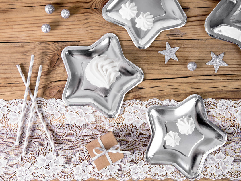 6 assiettes argentées en forme d'étoile en carton - New Year’s Eve & Carnival