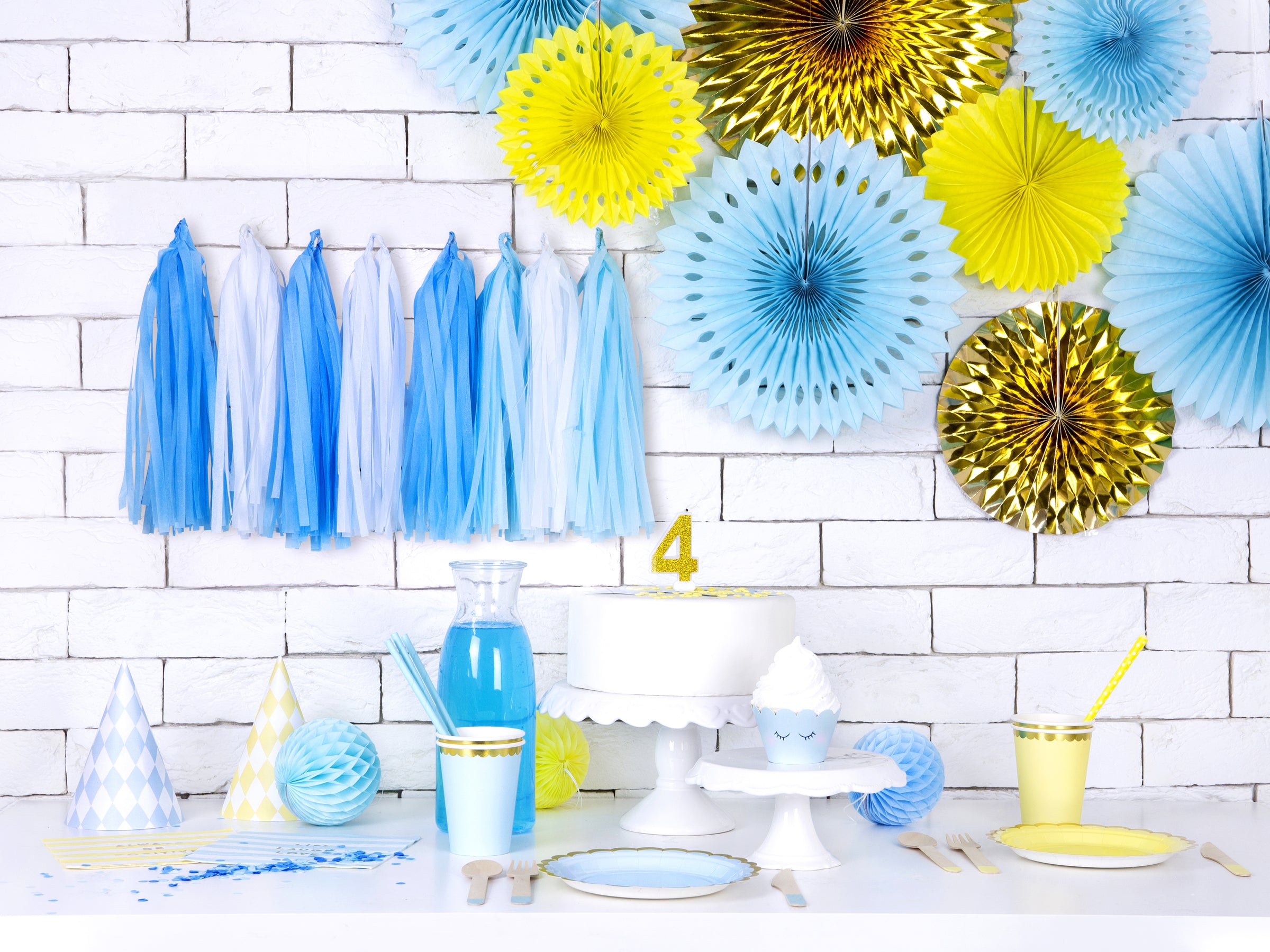 6 assiettes bleues pastel en carton - Yummy