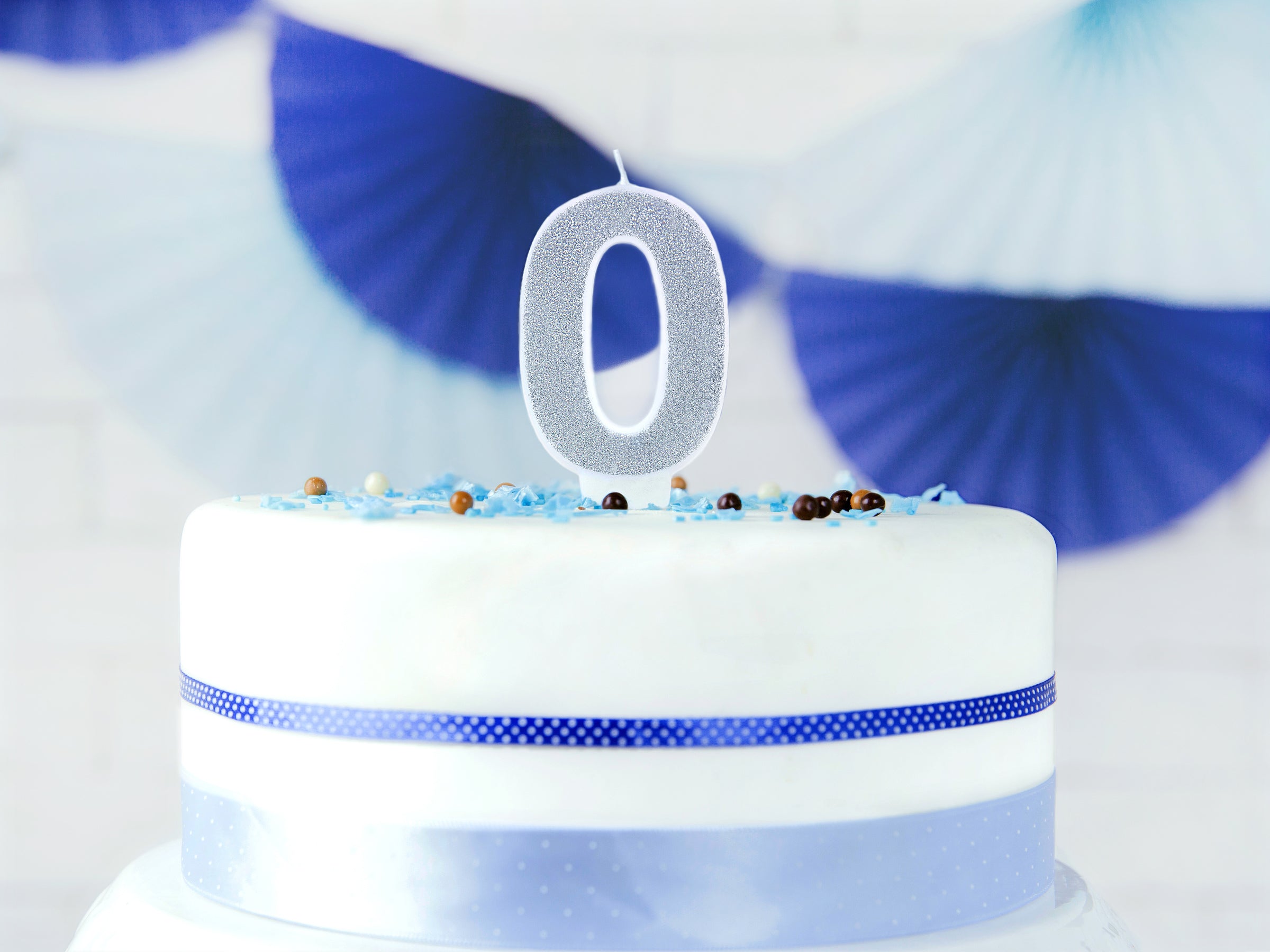 Bougie anniversaire argentée chiffre 0