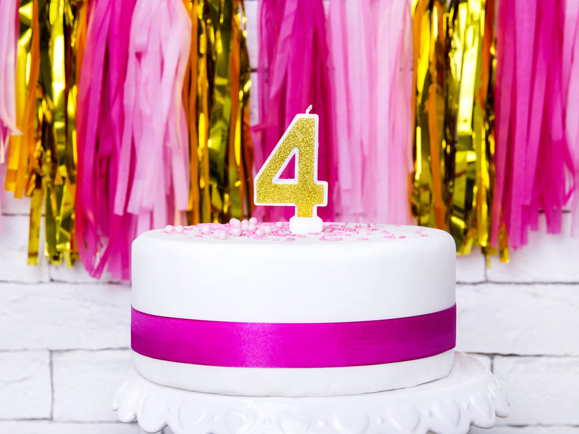 Bougie anniversaire dorée chiffre 4