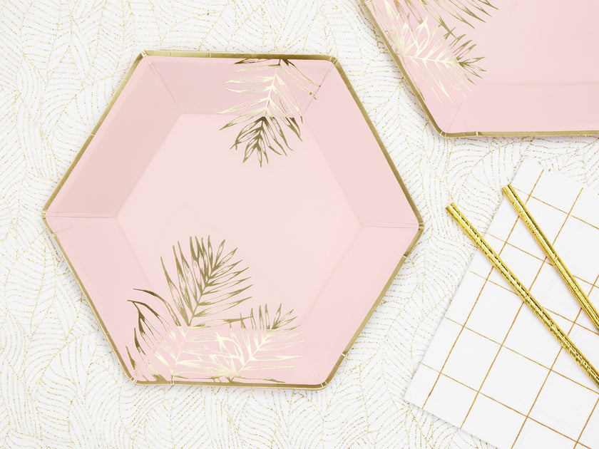 6 assiettes pentagonales roses avec feuilles dorées en carton