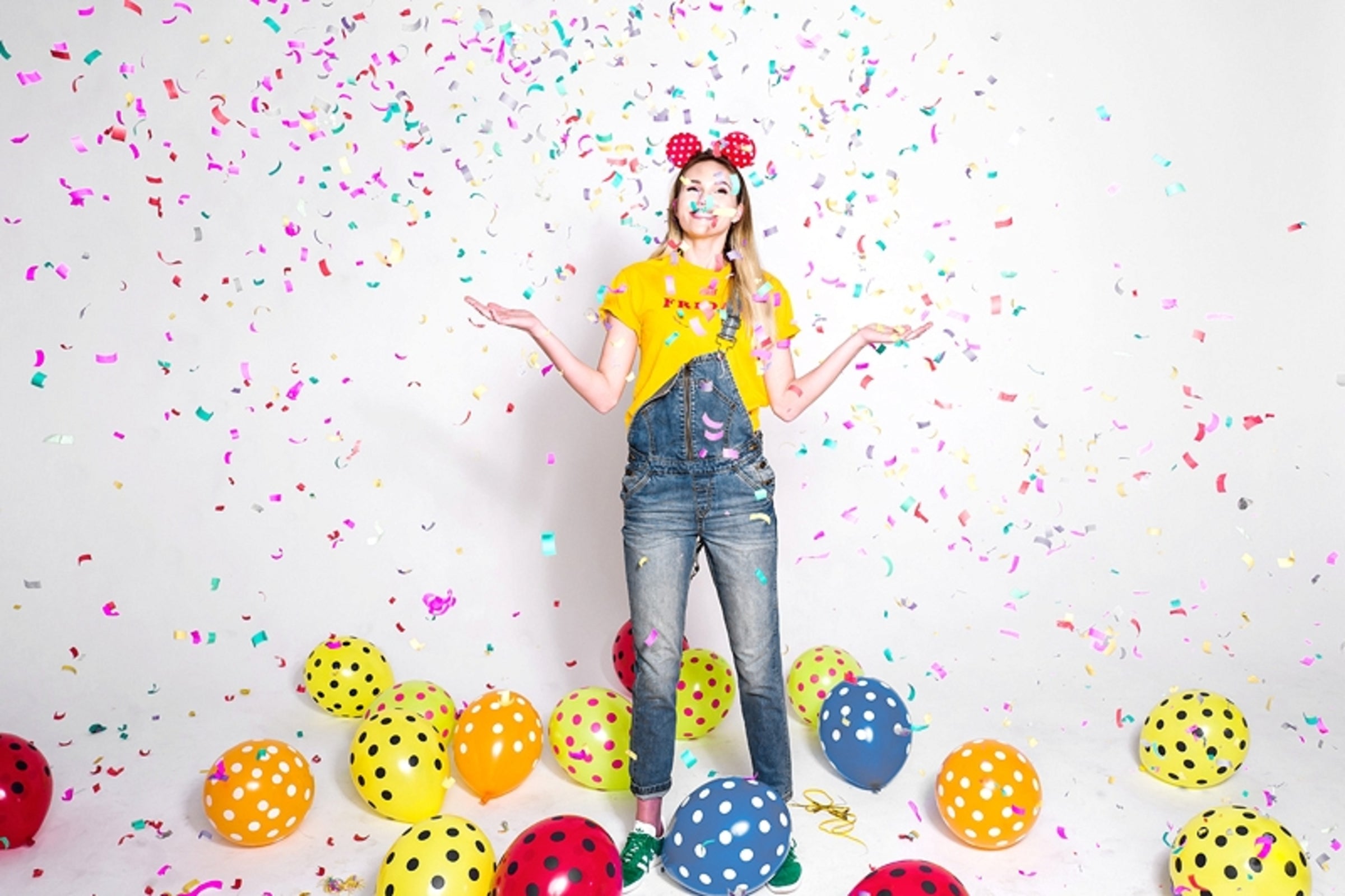 6 ballons corail à pois noirs (30 cm)