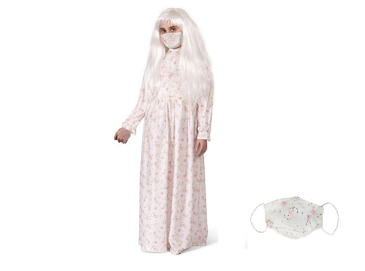 chemise de nuit ensanglantée enfant
