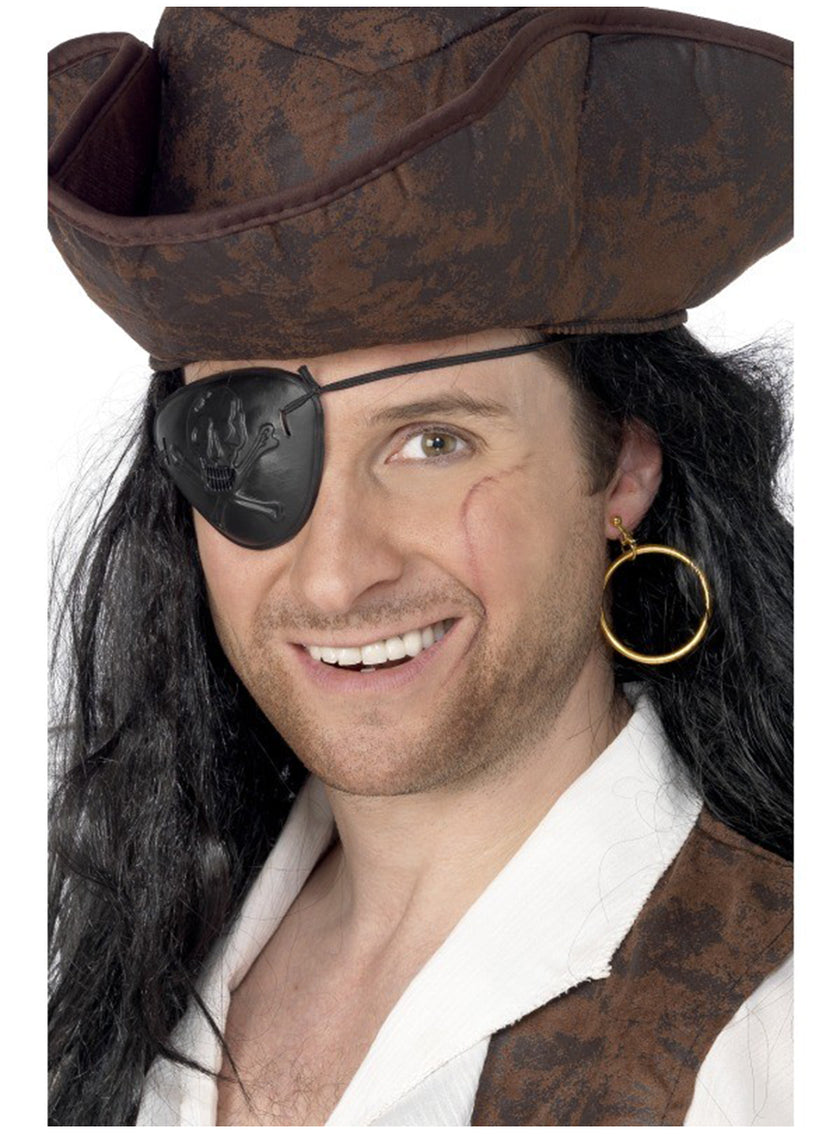 Cache-œil de pirate et boucle d'oreille