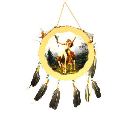 tambour indien avec plumes
