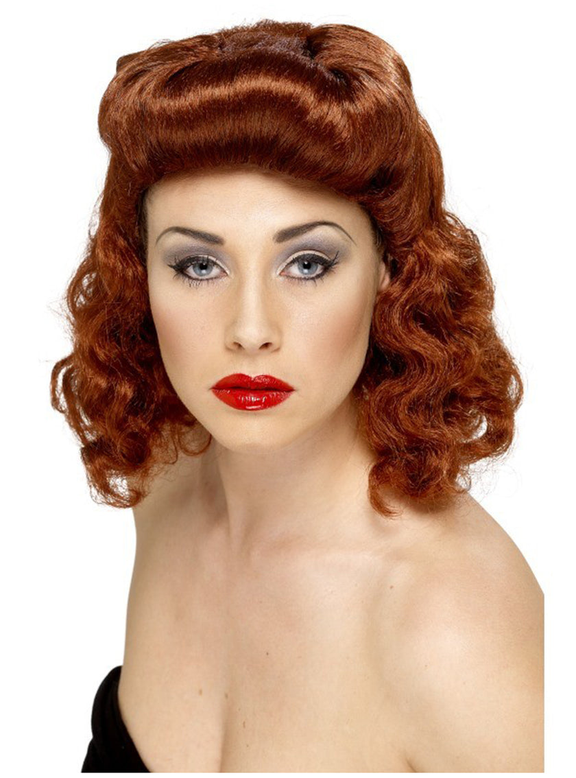 Perruque châtain rouge bouclé de femme pin up