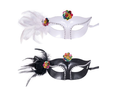 masque avec fleurs et plume blanc