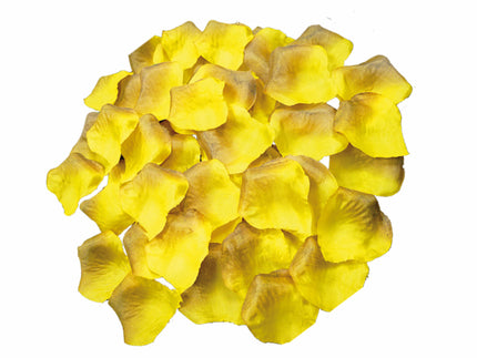 lot avec 100 pétales de roses jaune fonce